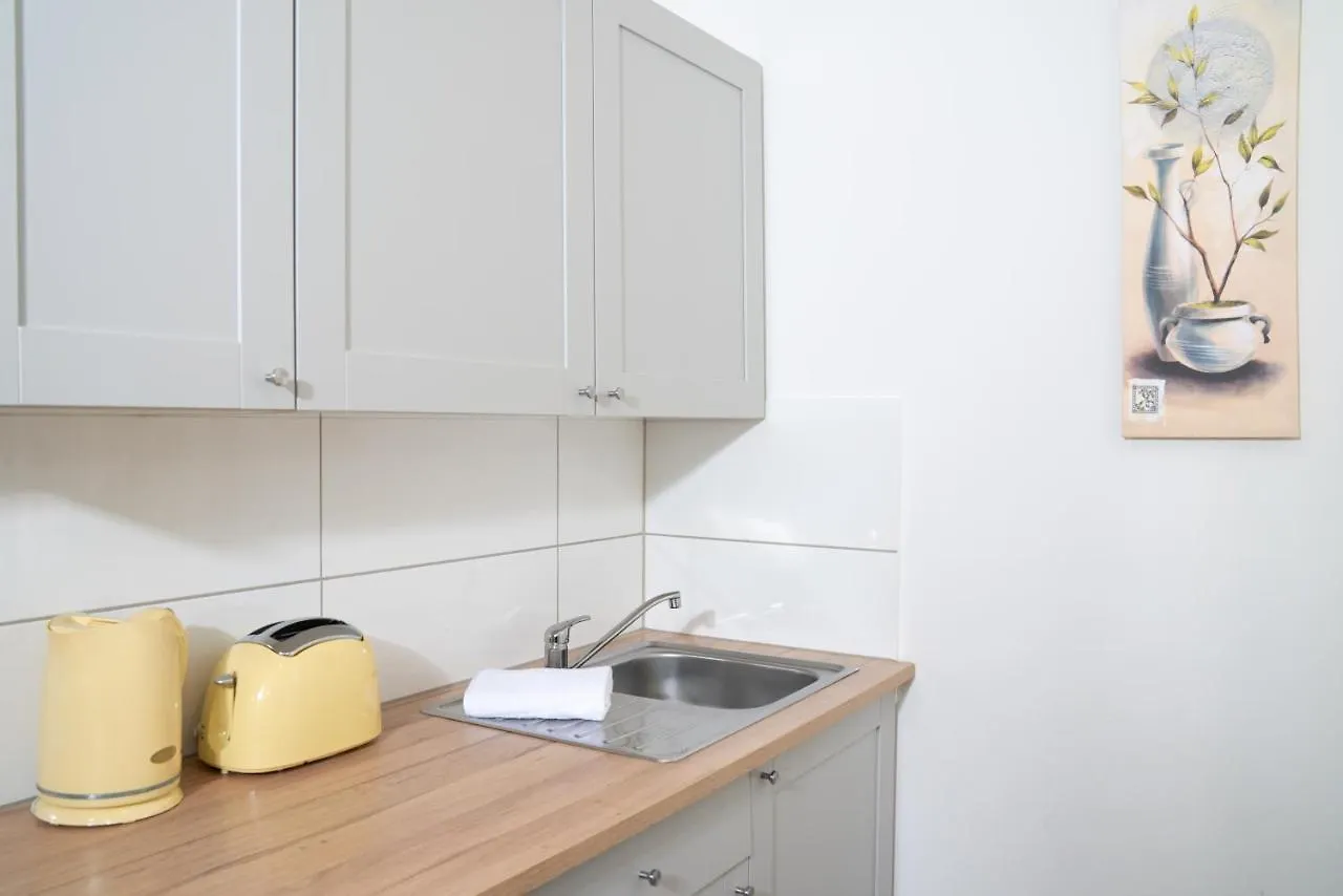 City Studio Apartment In Friedrichshain Berlín 0*,