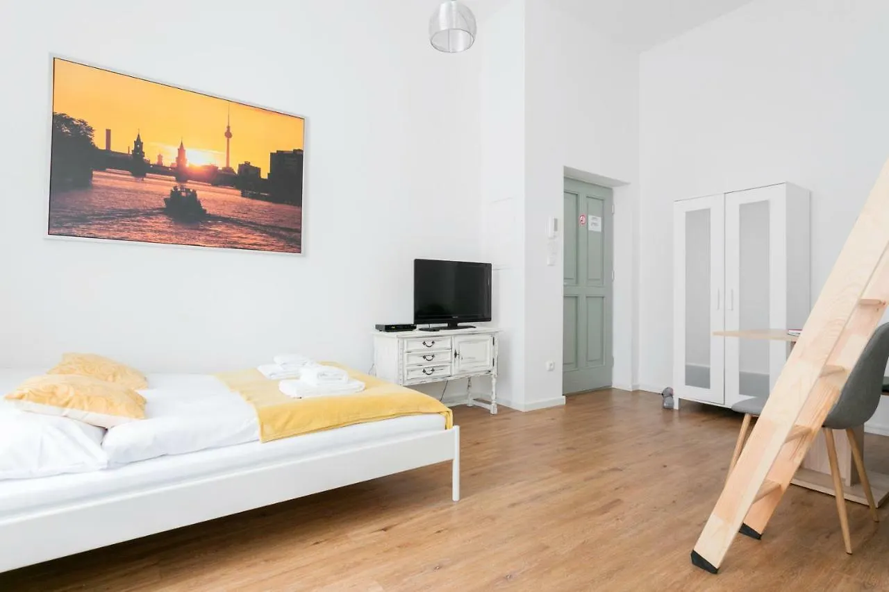 City Studio Apartment In Friedrichshain Berlín